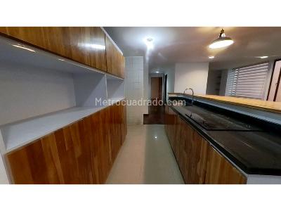 Apartamento de 2 alcobas en venta en Chico Lago, Bogotá, 88 m² · foto 5 de 18