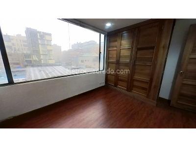 Apartamento de 2 alcobas en venta en Chico Lago, Bogotá, 88 m² · foto 9 de 18