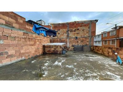 Casa de 2 alcobas en venta en Fontibon, Bogotá, 131 m² · foto 11 de 12