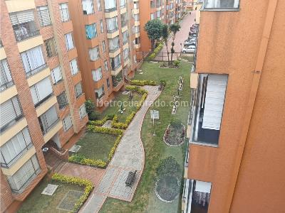 Apartamento de 3 alcobas en venta en Capellania, Bogotá, 64 m² · foto 18 de 20