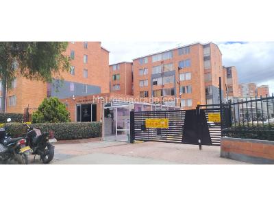 Apartamento de 3 alcobas en venta en Calandaima, Bogotá, 48 m² · foto 15 de 20