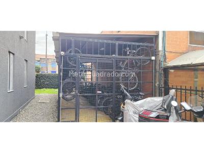 Apartamento de 3 alcobas en venta en Calandaima, Bogotá, 48 m² · foto 20 de 20
