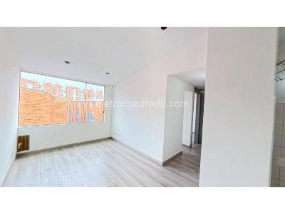 Apartamento de 3 alcobas en venta en Calandaima, Bogotá, 48 m² · foto 6 de 20