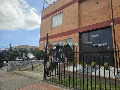 Apartamento de 3 alcobas en venta en Tintal Sur, Bogotá, 42 m² · foto 14 de 20