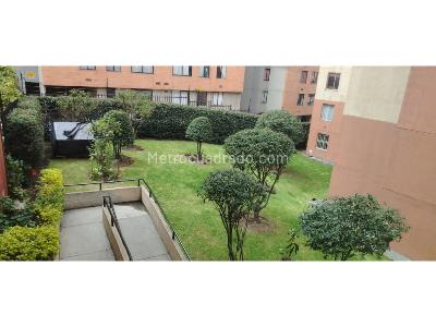 Apartamento de 3 alcobas en venta en Ismael Perdomo, Bogotá, 59 m² · foto 18 de 20