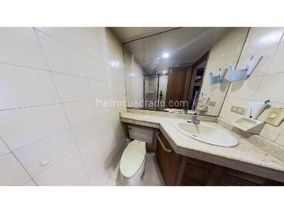 Apartamento de 3 alcobas en venta en Chico Lago, Bogotá, 116 m² · foto 17 de 20