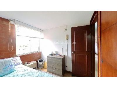 Apartamento de 3 alcobas en venta en Engativa, Bogotá, 41 m² · foto 8 de 17