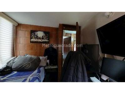 Apartamento de 3 alcobas en venta en Engativa, Bogotá, 41 m² · foto 9 de 17