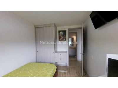 Apartamento de 3 alcobas en venta en Castilla, Bogotá, 71 m² · foto 3 de 20