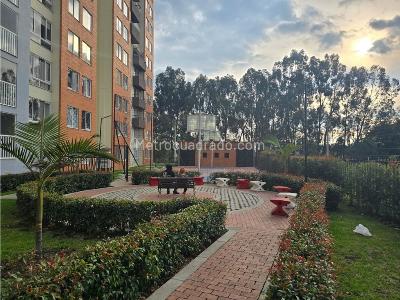 Apartamento de 3 alcobas en venta en Zona Franca, Bogotá, 48 m² · foto 12 de 16