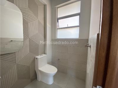 Casa de 4 alcobas en venta en Cajica Variante Zipaquira, Cajicá, 352 m² · foto 7 de 20