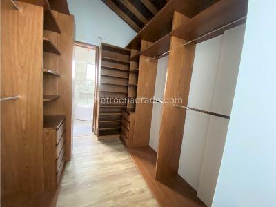 Casa de 4 alcobas en venta en Cajica Variante Zipaquira, Cajicá, 352 m² · foto 15 de 20