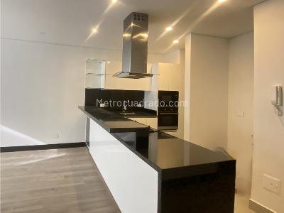 Apartamento de 2 alcobas en venta en Bella Suiza, Bogotá, 85 m² · foto 3 de 15