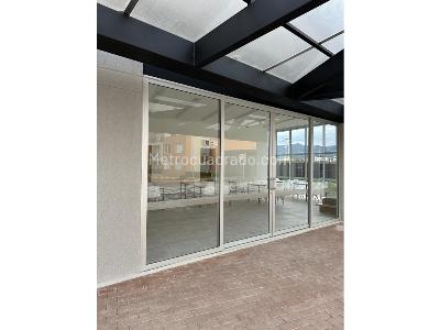 Apartamento de 2 alcobas en venta en Vereda Calahorra Cajica, Cajicá, 77 m² · foto 13 de 15