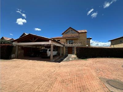 Casa de 4 alcobas en venta en Vereda La Balsa Chia, Chía, 297 m² · foto 17 de 20