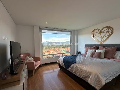 Casa de 3 alcobas en venta en Cajica Bosque Residencial Alcaparro, Cajicá, 209 m² · foto 8 de 15
