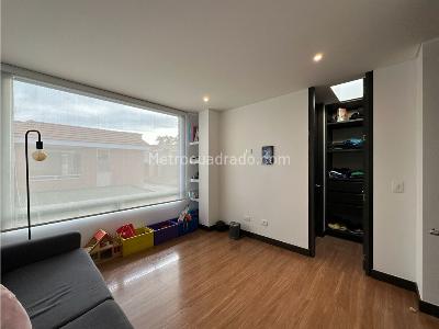 Casa de 3 alcobas en venta en Cajica Bosque Residencial Alcaparro, Cajicá, 209 m² · foto 13 de 15