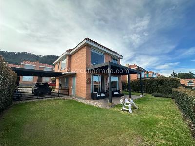 Casa de 3 alcobas en venta en Cajica Bosque Residencial Alcaparro, Cajicá, 209 m² · foto 14 de 15