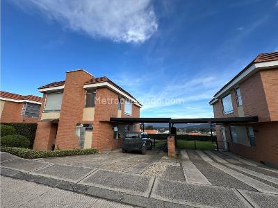 Casa de 3 alcobas en venta en Cajica Bosque Residencial Alcaparro, Cajicá, 209 m² · foto 15 de 15