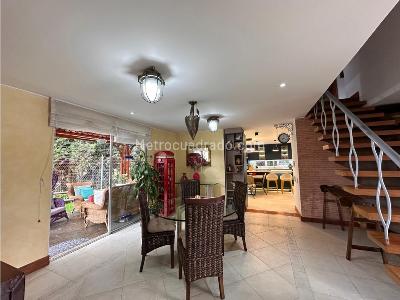 Casa de 4 alcobas en venta en Cajica Variante Zipaquira, Cajicá, 232 m² · foto 4 de 19