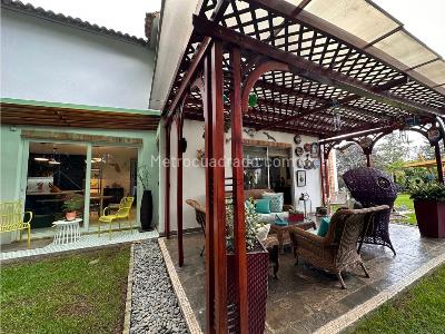 Casa de 4 alcobas en venta en Cajica Variante Zipaquira, Cajicá, 232 m² · foto 16 de 19