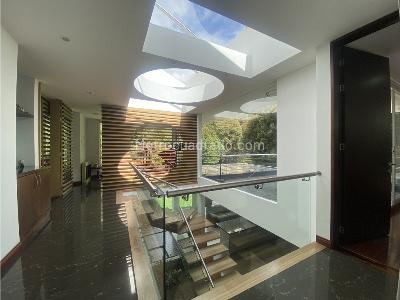 Casa de 4 alcobas en arriendo en Zona Molino, Cajicá, 359 m² · foto 9 de 19