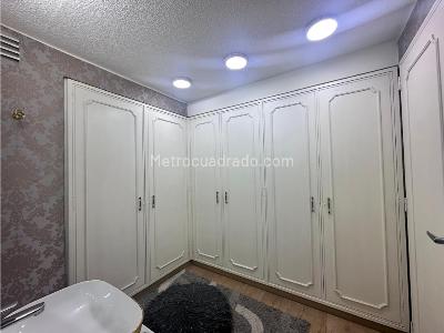 Apartamento en venta en Santa Barbara, Bogotá · foto 16 de 19