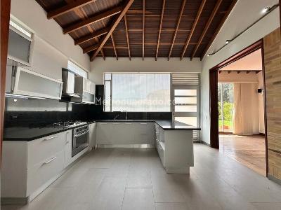 $1.850.000.000 en Condominio Campestre Caminos De Chunugua C
