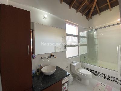Casa de 4 alcobas en venta en Cajica Variante Zipaquira, Cajicá, 340 m² · foto 12 de 20