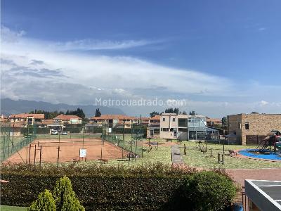 Casa de 4 alcobas en venta en Cajica Variante Zipaquira, Cajicá, 340 m² · foto 19 de 20
