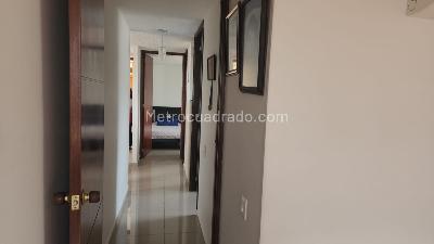 Apartamento de 3 alcobas en venta en Los Ocobos, Ibagué, 76 m² · foto 5 de 12
