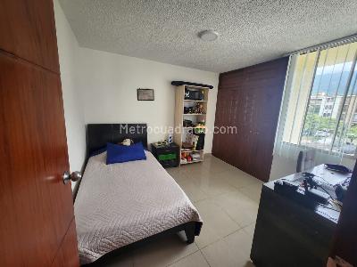 Apartamento de 3 alcobas en venta en Los Ocobos, Ibagué, 76 m² · foto 6 de 12