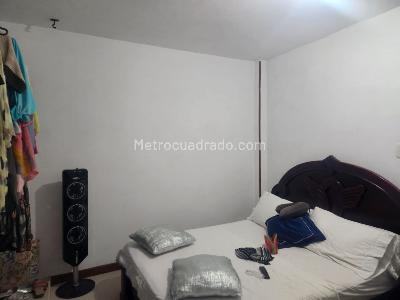 Casa de 5 alcobas en venta en Santa Rita, Ibagué, 168 m² · foto 6 de 11