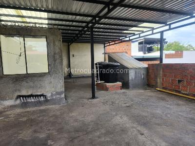 Casa de 5 alcobas en venta en Santa Rita, Ibagué, 168 m² · foto 9 de 11