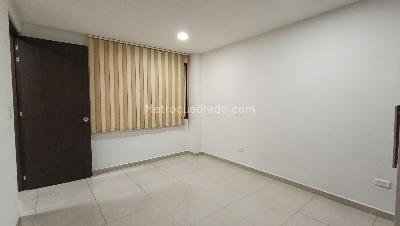 Apartamento de 4 alcobas en venta en Rincón De Piedra Pintada, Ibagué, 132 m² · foto 7 de 19