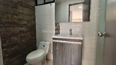 Apartamento de 4 alcobas en venta en Rincón De Piedra Pintada, Ibagué, 132 m² · foto 16 de 19