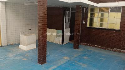 Casa de 5 alcobas en venta en El Rosario Barrios Unidos, Bogotá, 243 m² · foto 19 de 20