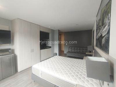 Apartaestudio en arriendo en Chico Santa Barbara, Bogotá, 30 m² · foto 14 de 20