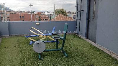Apartaestudio en arriendo en Chico Santa Barbara, Bogotá, 30 m² · foto 16 de 20