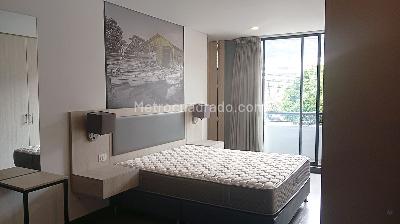 Apartaestudio en arriendo en Chico Santa Barbara, Bogotá, 30 m² · foto 2 de 20