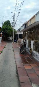 Casa de 4 alcobas en venta en Los Cambulos, Girardot, 134 m² · foto 6 de 7