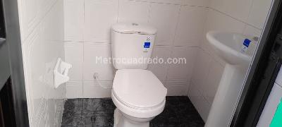 Casa de 5 alcobas en venta en Villa Luz, Bogotá, 250 m² · foto 17 de 20