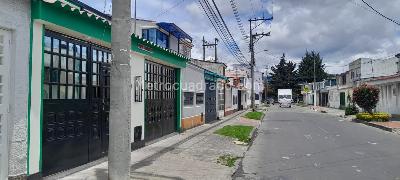 Casa de 5 alcobas en venta en Villa Luz, Bogotá, 250 m² · foto 3 de 20