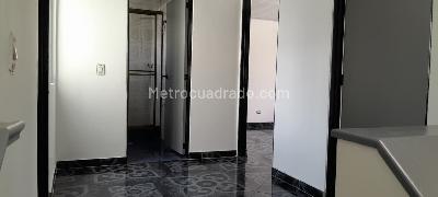 Casa de 5 alcobas en venta en Villa Luz, Bogotá, 250 m² · foto 8 de 20