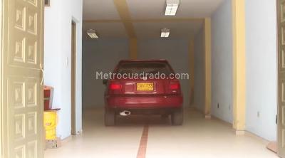 Casa de 4 alcobas en venta en San Nicolas, Soacha, 232 m² · foto 2 de 8