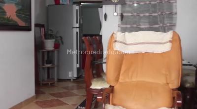 Casa de 4 alcobas en venta en San Nicolas, Soacha, 232 m² · foto 4 de 8