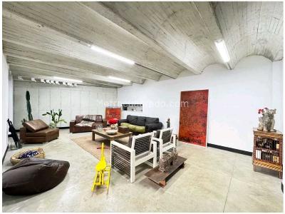 Casa de 4 alcobas en venta en El Poblado El Tesoro, Medellín, 970 m² · foto 4 de 17