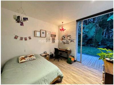 Casa de 4 alcobas en venta en El Poblado El Tesoro, Medellín, 970 m² · foto 9 de 17