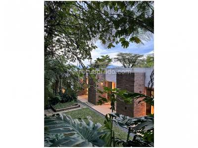 Casa de 4 alcobas en venta en El Poblado El Tesoro, Medellín, 970 m² · foto 15 de 17
