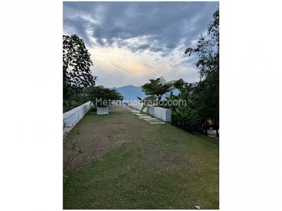 Casa de 4 alcobas en venta en El Poblado El Tesoro, Medellín, 970 m² · foto 16 de 17